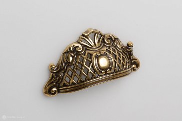 Varieta мебельная ручка-раковина 64 мм состаренное золото Varieta мебельная ручка-раковина 64 мм состаренное золото