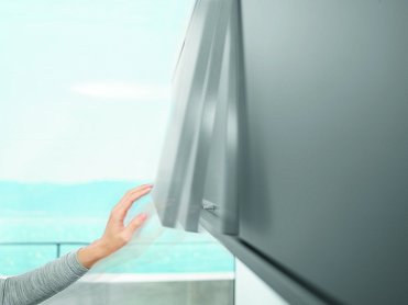 Подъемный механизм, AVENTOS HK-XS 2x15 для TIP-ON, для фасада с узкой алюм.рамкой, с накладными петлями и крестообразными ответными планками с винтом